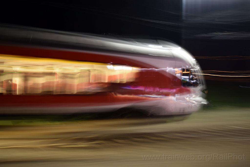 3690-0024-011015.jpg - SOB RABe 526.058-3 "Speer" / Kaltbrunn 1.10.2015