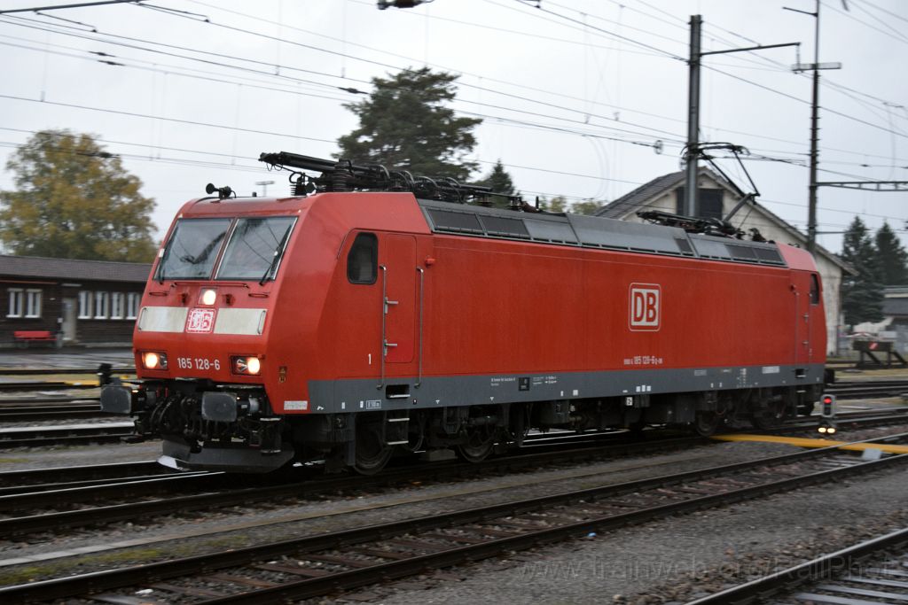 3695-0046-191015.jpg - DBAG 185.128-6 / Buchs SG 19.10.2015