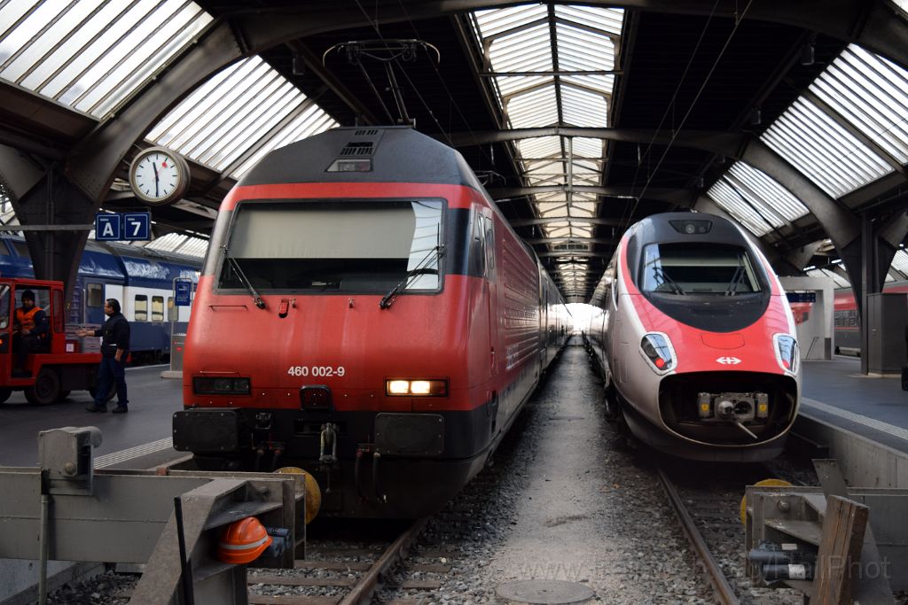 3701-0017-191015.jpg - SBB-CFF ETR 93 85 5 610.709-6 + Re 460.002-9 "Seeland" / Zürich HB 19.10.2015