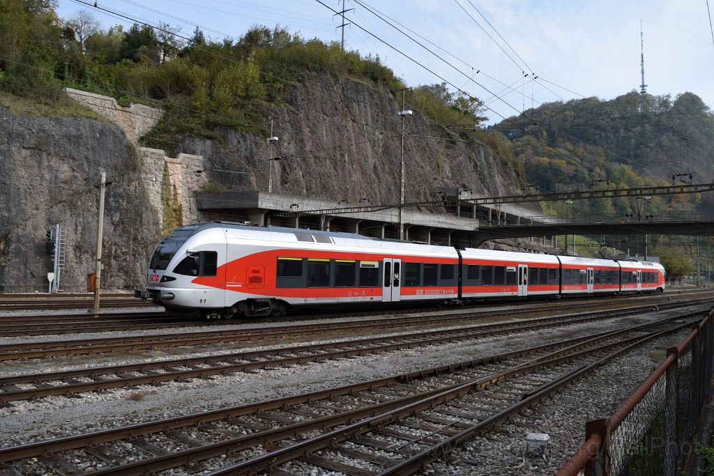 3706-0024-221015.jpg - SOB RABe 526.052-6 "Schnabelsberg" / Ziegelbrücke 22.10.2015