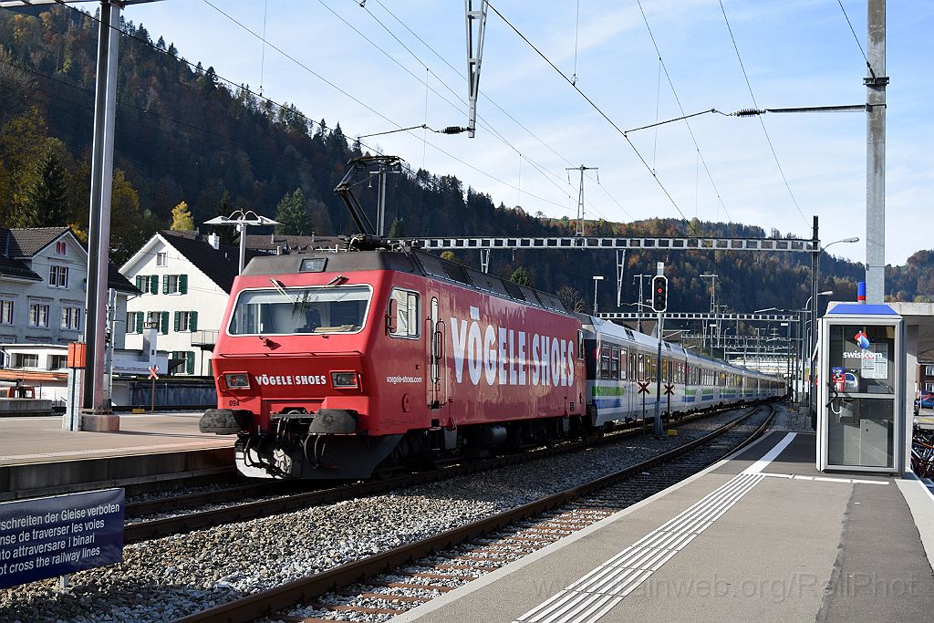3716-0010-241015.jpg - SOB Re 456.094-2 "Herisau" / Wattwil 24.10.2015