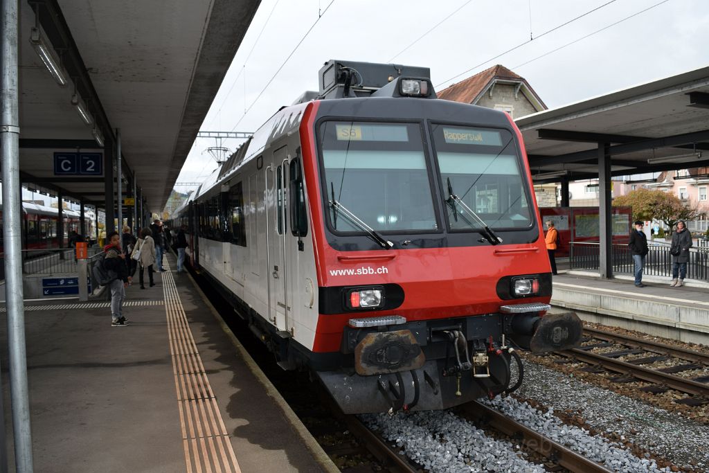 3724-0010-291015.jpg - SBB-CFF RBDe 560.286-7 / Uznach 29.10.2015