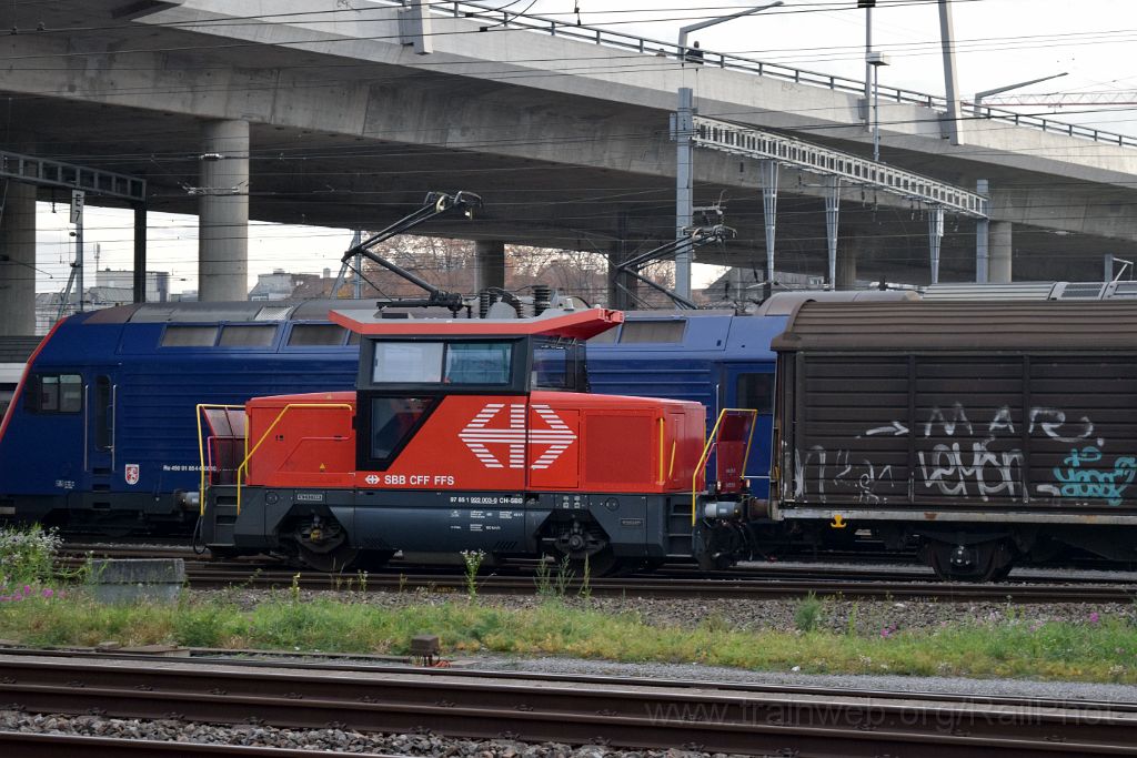 3726-0037-031115.jpg - SBB-CFF Ee 922.003-9 / Zürich-Hardbrücke 3.11.2015