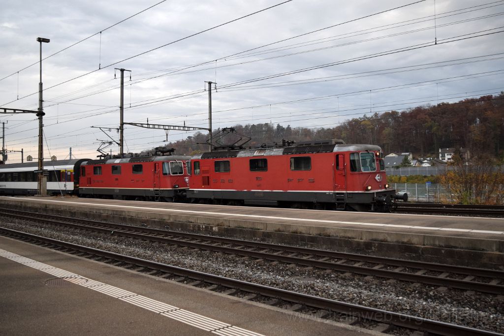 3730-0048-031115.jpg - SBB-CFF Re 4/4'' 11133 + Re 4/4'' 11194 / Killwangen-Spreitenbach 3.11.2015