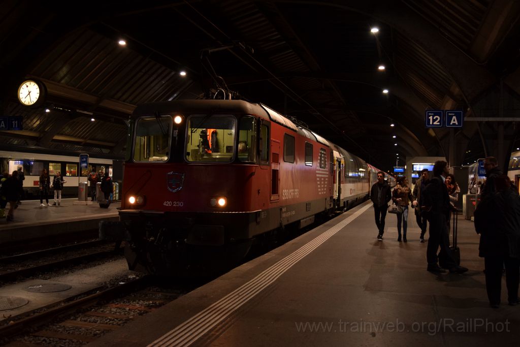 3733-0015-041115.jpg - SBB-CFF Re 420.230-5 / Zürich HB 4.11.2015