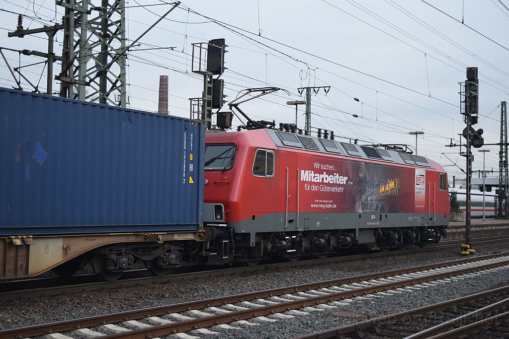 3747-0031-061115.jpg - MEG 156.004-4 "Wir suchen Mitarbeiter" / Fulda Hbf 6.11.2015