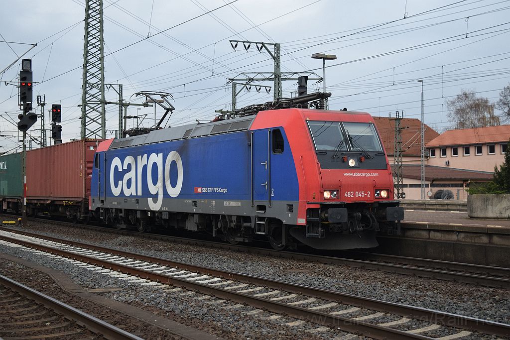 3749-0027-061115.jpg - SBB-CFF Re 482.045-2 / Fulda Hbf 6.11.2015