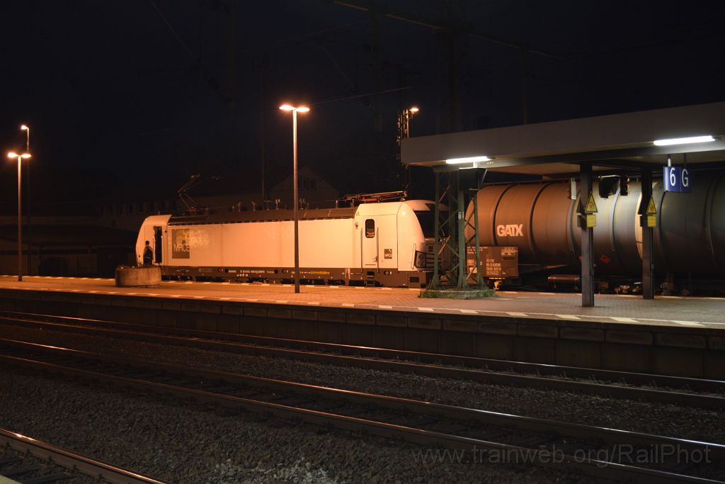 3752-0049-061115.jpg - MRCE X4E-609 / Fulda Hbf 6.11.2015