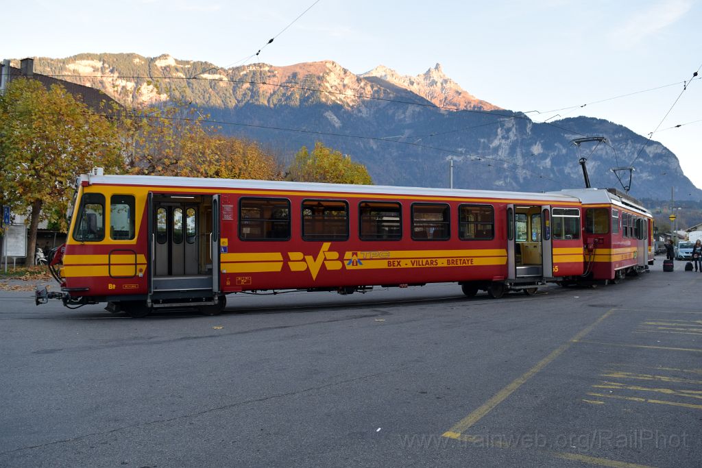 3757-0032-081115.jpg - BVB BDeh 4/4 83 "Bex" + Bt 65 / Bex 8.11.2015