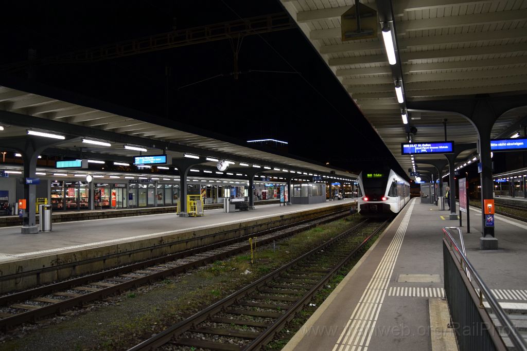 3759-0025-081115.jpg - Thurbo RABe 526.783-6 "Bodensee" / Wil 8.11.2015