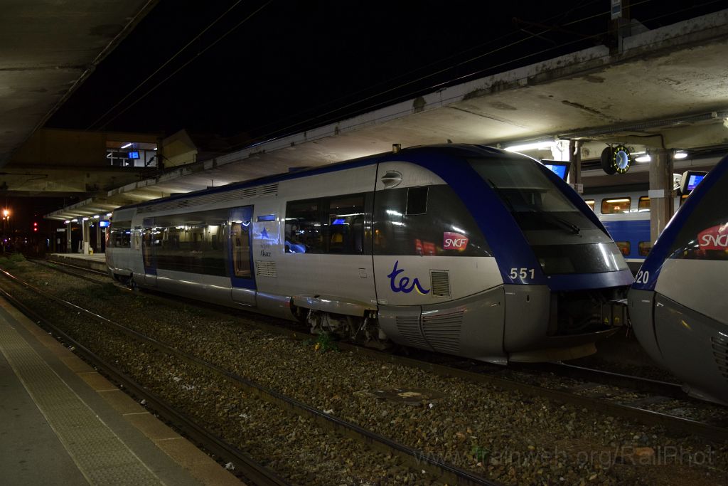 3764-0031-101115.jpg - SNCF X 73551 "Saverne" / Mulhouse-Ville 10.11.2015