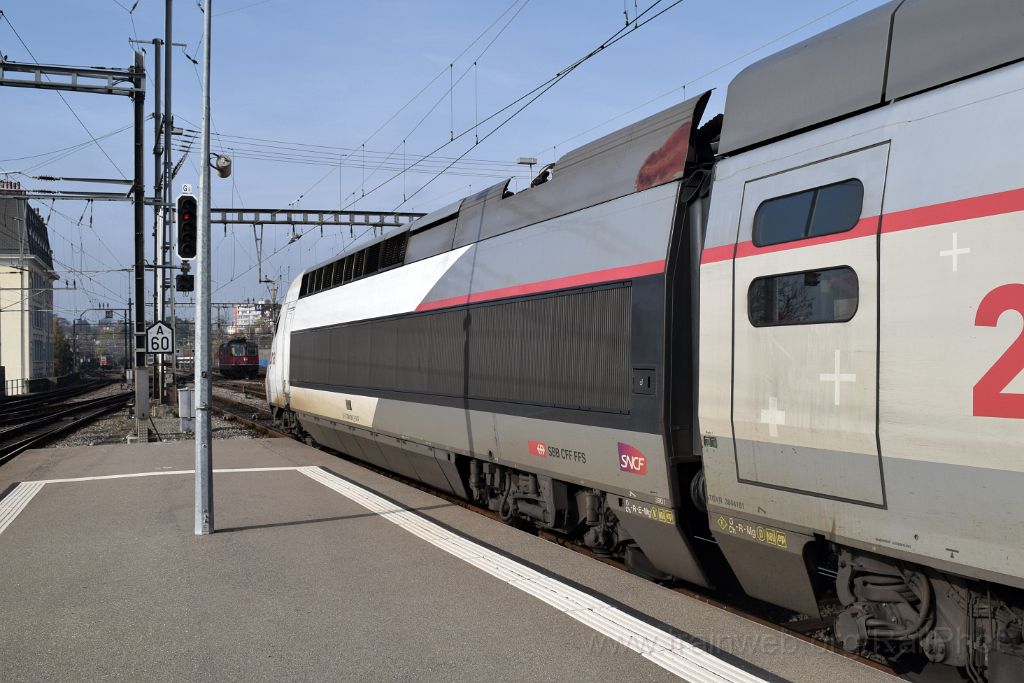 3779-0042-131115.jpg - SNCF TGV 384.031 / Lausanne 13.11.2015
