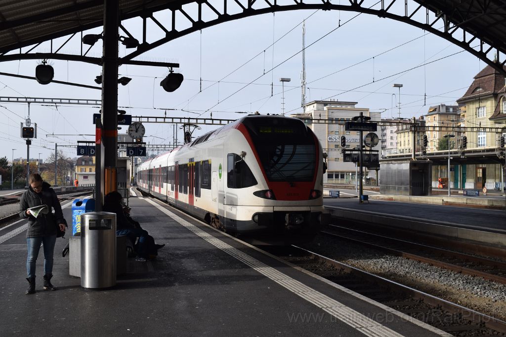 3780-0010-131115.jpg - SBB-CFF RABe 523.013 / Lausanne 13.11.2015