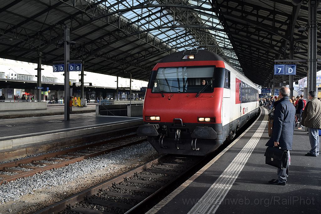 3780-0021-131115.jpg - SBB-CFF Bt 50 85 28-94 928-4 / Lausanne 13.11.2015