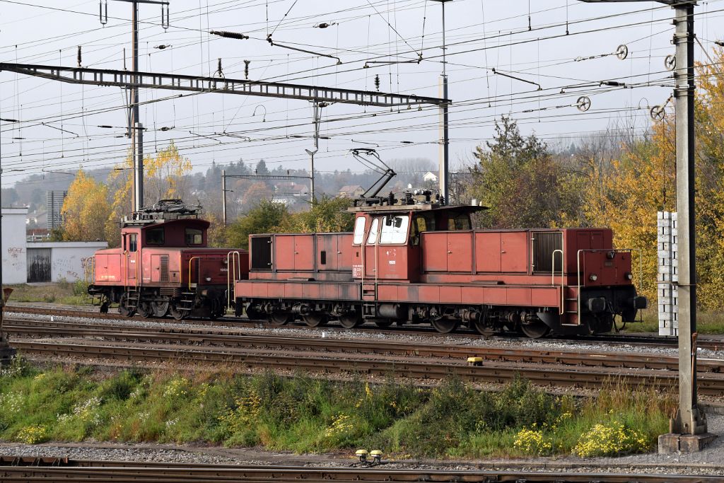3781-0012-131115.jpg - SBB-CFF Ee 6/6'' 16820 + Ee 3/3 16456 / Lausanne-Triage 13.11.2015