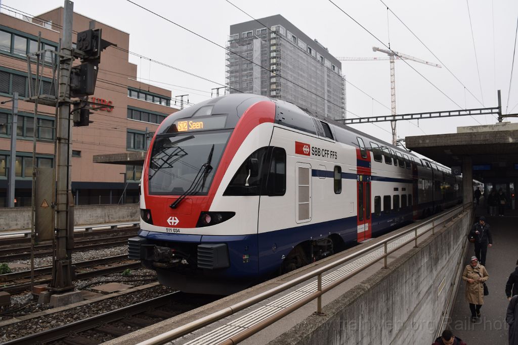 3785-0001-031215.jpg - SBB-CFF RABe 511.034 / Zürich-Altstetten 3.12.2015