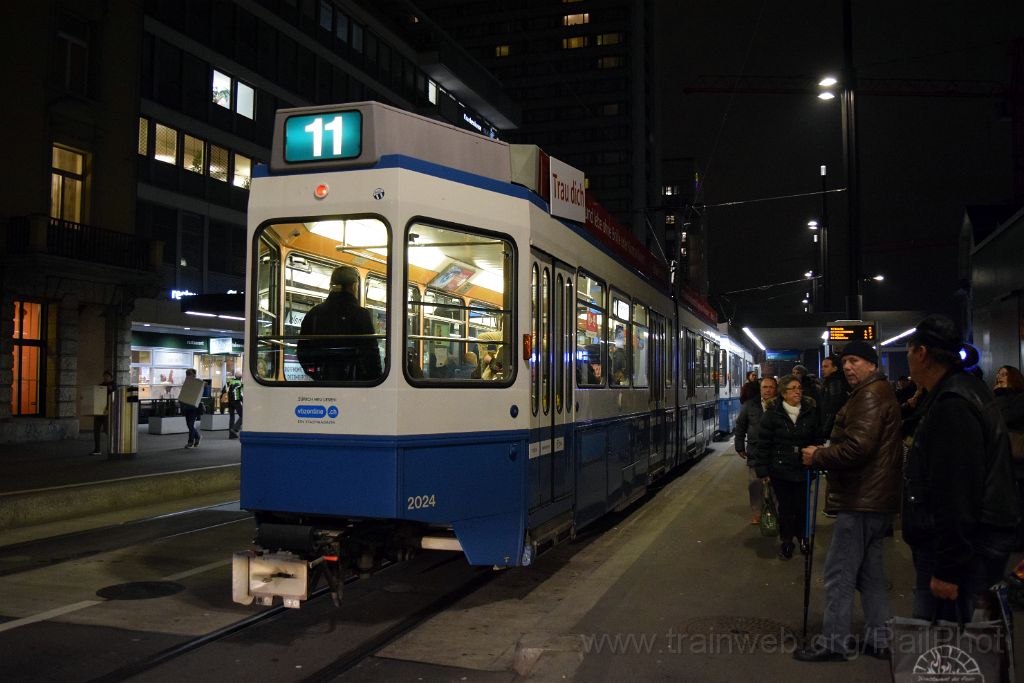 3789-0014-081215.jpg - VBZ Be 4/6' 2024 / Bahnhof Oerlikon 8.12.2015