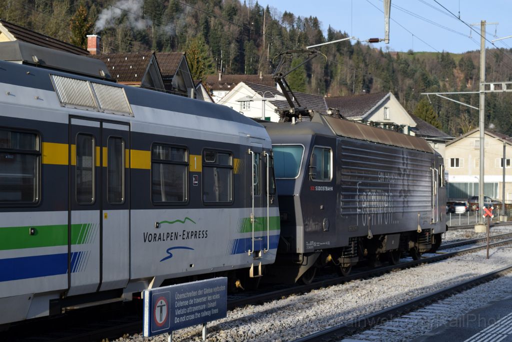 3793-0050-111215.jpg - SOB Re 446.017-6 "Ein Hauch Sehnsucht" / Wattwil 11.12.2015