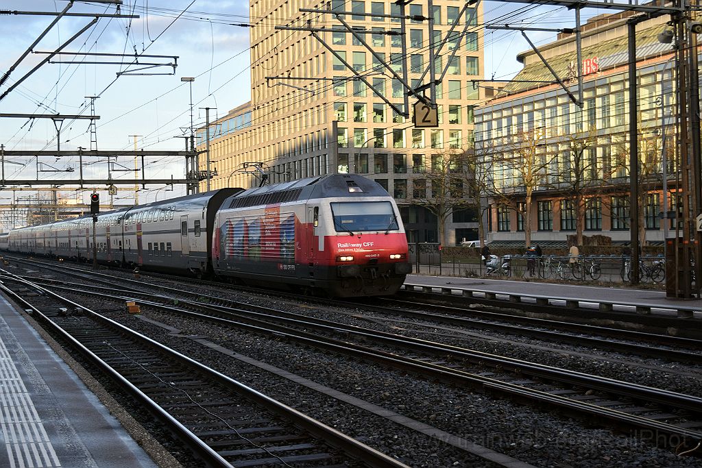 3798-0036-171215.jpg - SBB-CFF Re 460.048-2 "Züri Wyland" / Zürich-Altstetten 17.12.2015