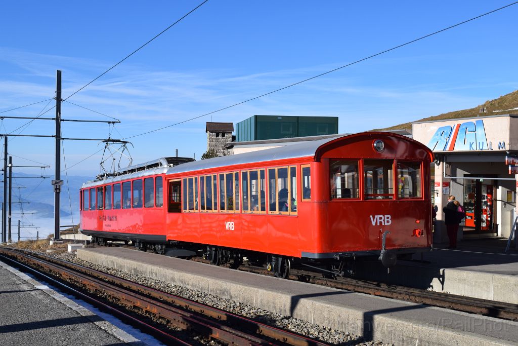 3810-0013-291215.jpg - VRB Bt 1 + BDhe 2/4 1 / Rigi-Kulm 29.12.2015