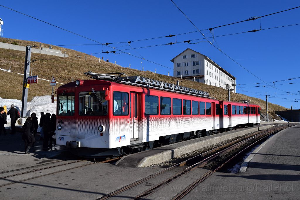 3811-0032-291215.jpg - VRB Bhe 4/4 21 + Bt 31 / Rigi-Kulm 29.12.2015