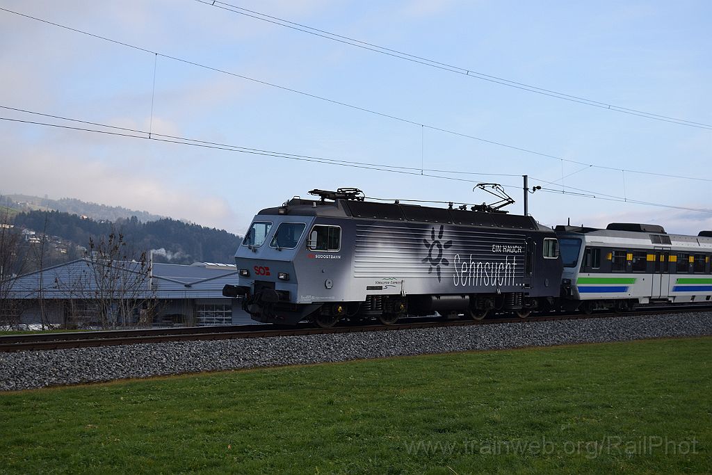 3813-0017-010116.jpg - SOB Re 446.017-6 "Ein Hauch Sehnsucht" / Wattwil 1.1.2016