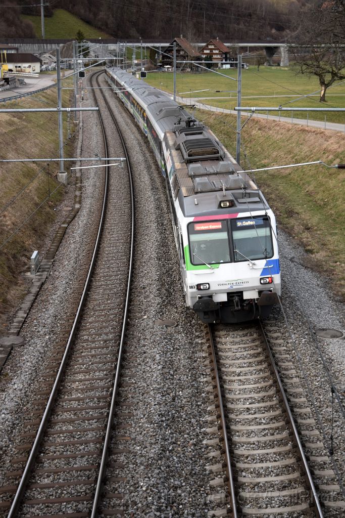 3814-0042-030116.jpg - SOB RBDe 561.083-7 "Richterswil-Samstagern" / Wattwil 3.1.2016