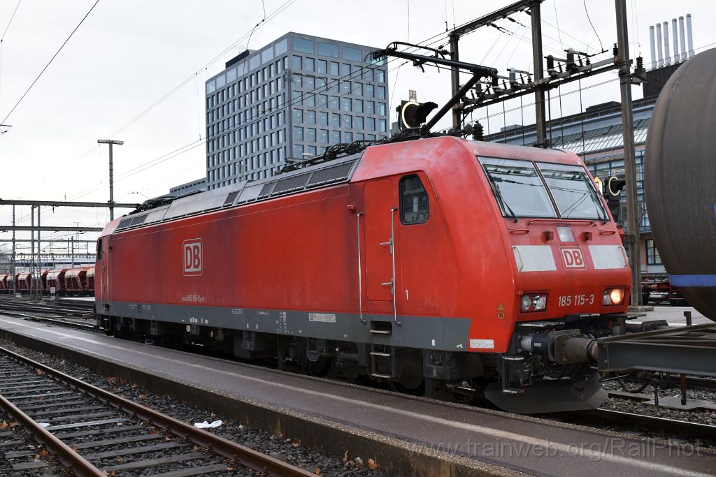 3818-0006-290116.jpg - DBAG 185.115-3 / Zürich-Altstetten 29.1.2016
