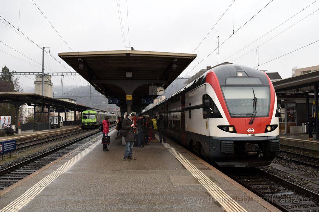 3826-0020-290216.jpg - SBB-CFF RABe 511.017 "Schaffhausen" + BLS RBDe 566.237-4 / Burgdorf 29.2.2016