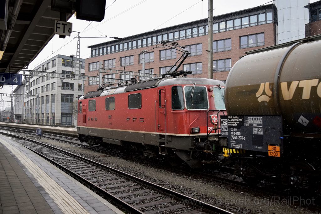 3830-0040-290216.jpg - SBB-CFF Re 4/4''' 11370 / Olten 29.2.2016