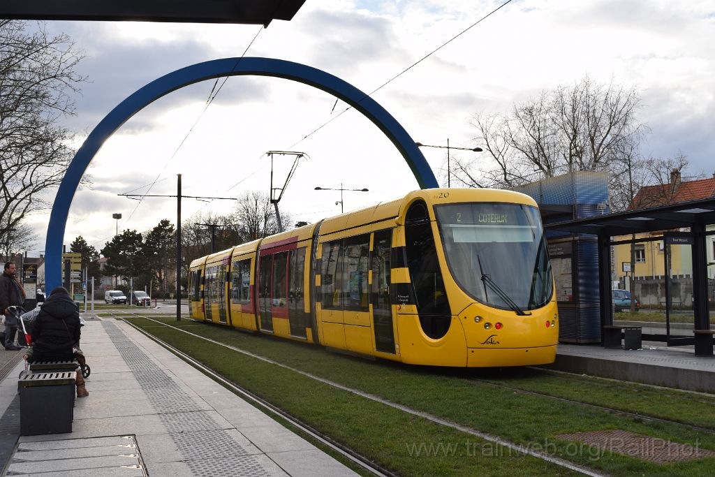 3835-0039-050316.jpg - Soléa Citadis 302 Nr. 2020 "Riedisheim" / Mulhouse (Tour Nessel) 5.3.2016