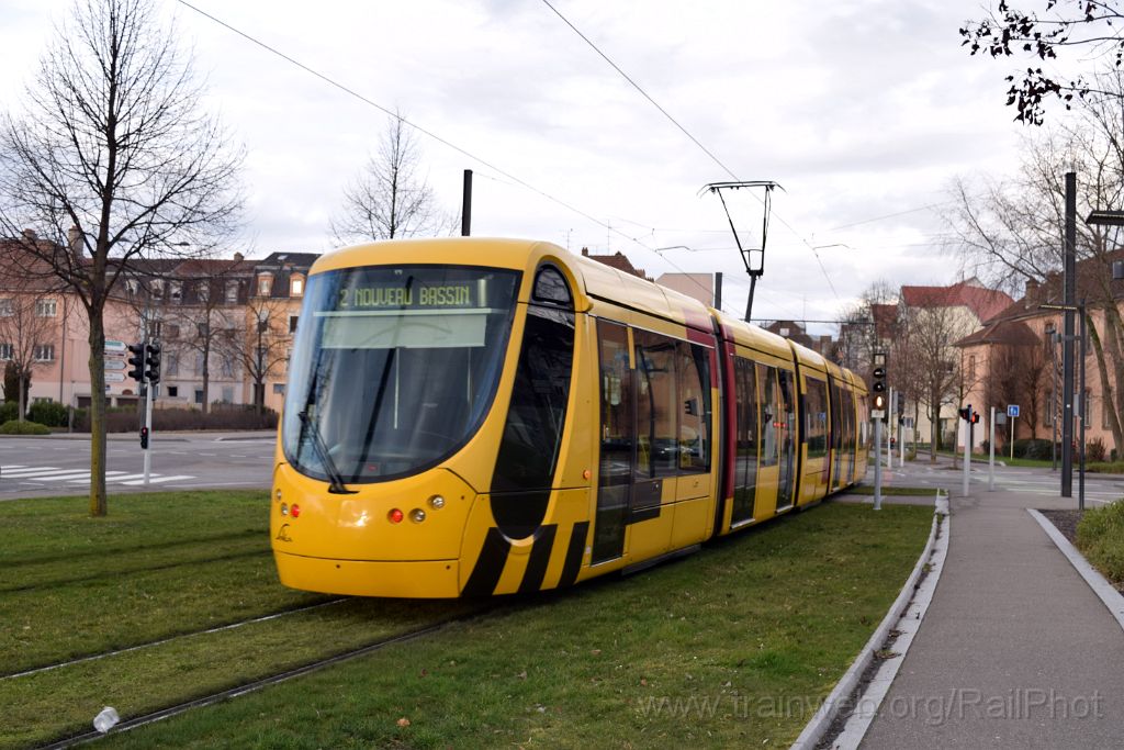 3837-0004-050316.jpg - Soléa Citadis 302 Nr. 2021 / Mulhouse (Tour Nessel) 5.3.2016
