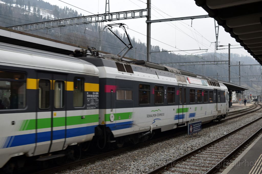 3844-0005-110316.jpg - SOB RBDe 561.083-7 "Richterswil-Samstagern" / Wattwil 11.3.2016