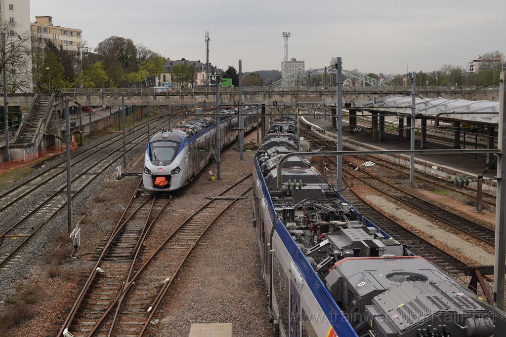 3860-0014-090416.jpg - SNCF B 83567 + B 83559 / Mulhouse-Ville 9.4.2016