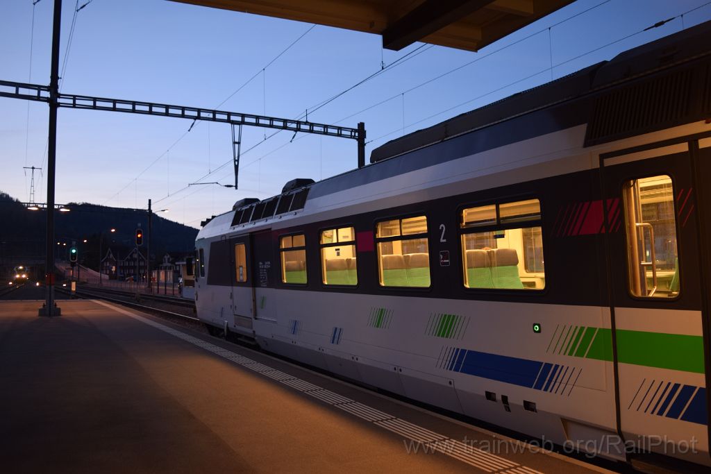 3861-0029-100416.jpg - SOB RBDe 561.174-4 / Wattwil 10.4.2016