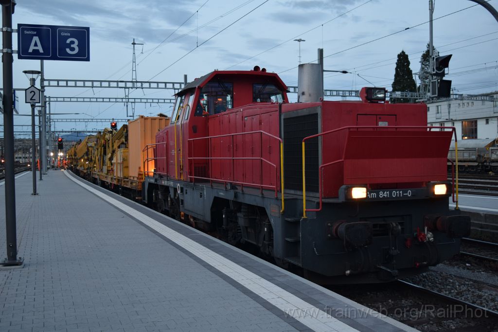 3877-0022-090516.jpg - SBB-CFF Am 841.011-0 / Rapperswil 9.5.2016