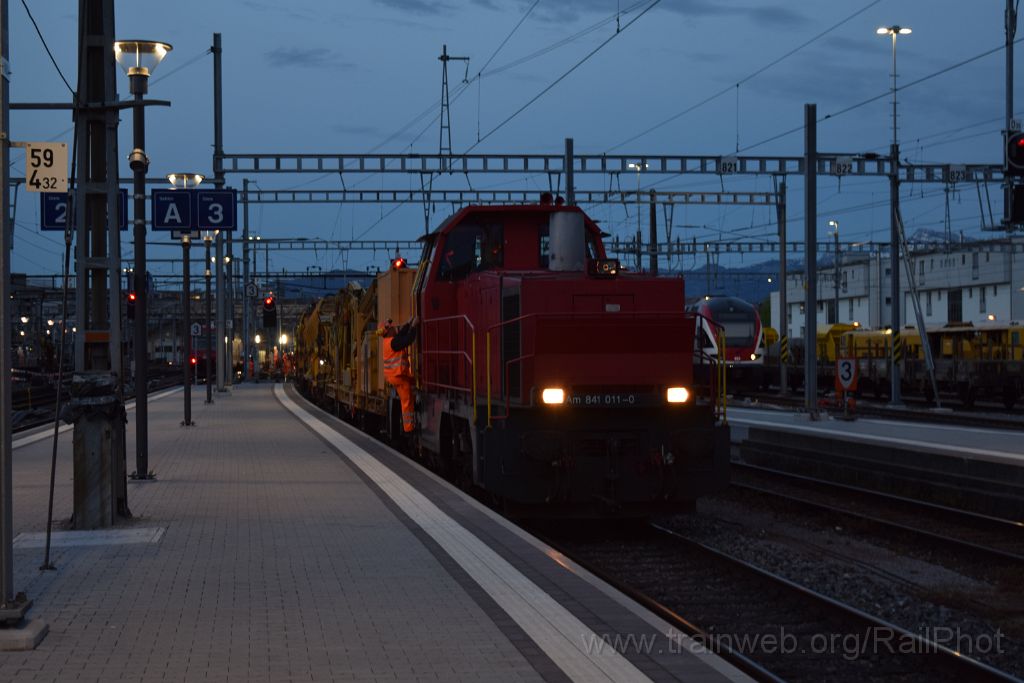 3877-0038-090516.jpg - SBB-CFF Am 841.011-0 / Rapperswil 9.5.2016
