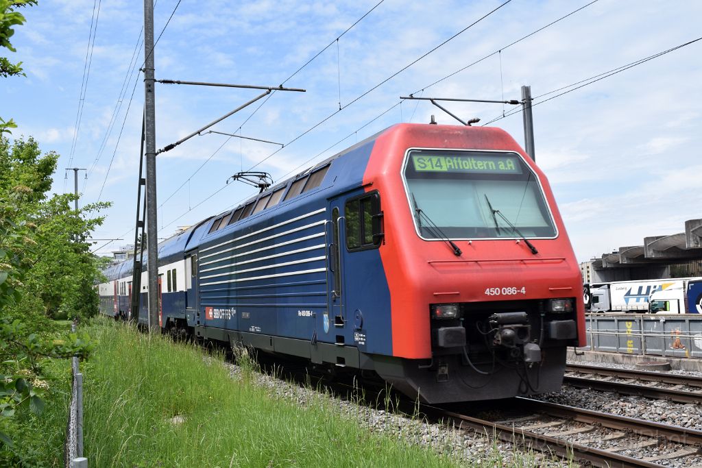 3880-0008-100516.jpg - SBB-CFF Re 450.086-4 "Benken ZH" / Zürich (Seidelhof) 10.5.2016