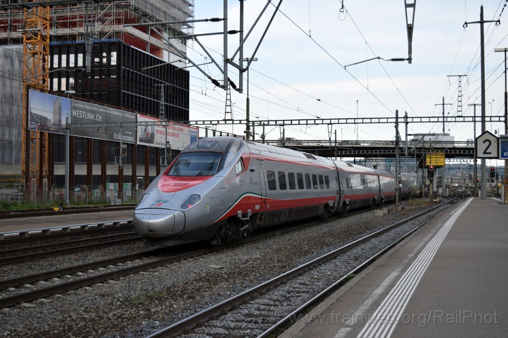 3882-0043-100516.jpg - FS ETR 93 85 5 610.102-1 / Zürich-Altstetten 10.5.2016