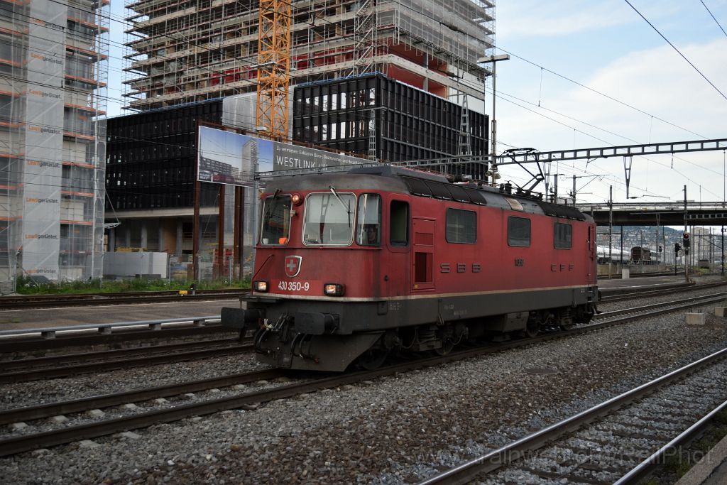 3883-0017-100516.jpg - SBB-CFF Re 4/4''' 11350 / Zürich-Altstetten 10.5.2016