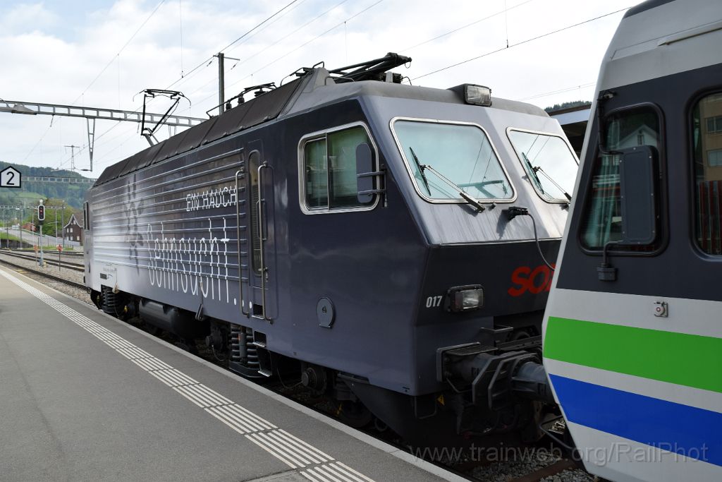3884-0050-110516.jpg - SOB Re 446.017-6 "Ein Hauch Sehnsucht" / Wattwil 11.5.2016