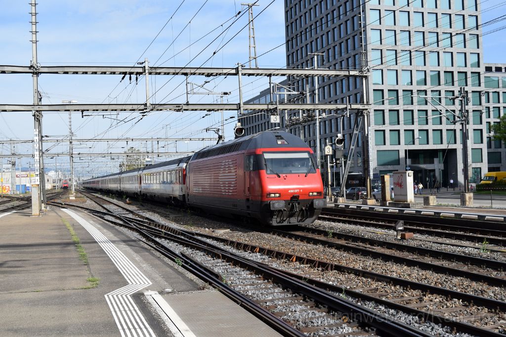 3885-0027-110516.jpg - SBB-CFF Re 460.077-1 "Chunnel" / Zürich-Altstetten 11.5.2016