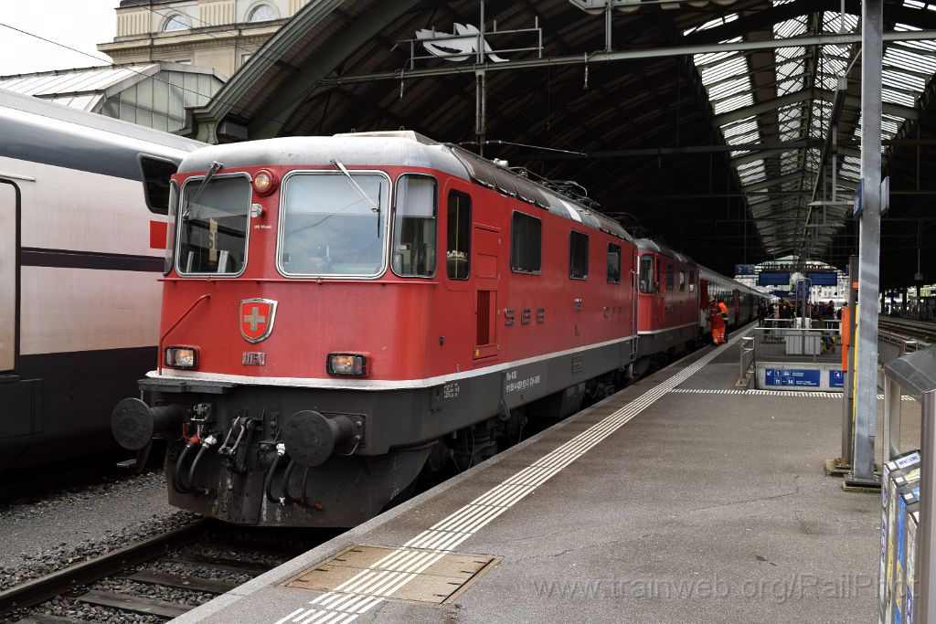 3888-0036-140516.jpg - SBB-CFF Re 4/4'' 11151 + 11152 / St.Gallen 14.5.2016
