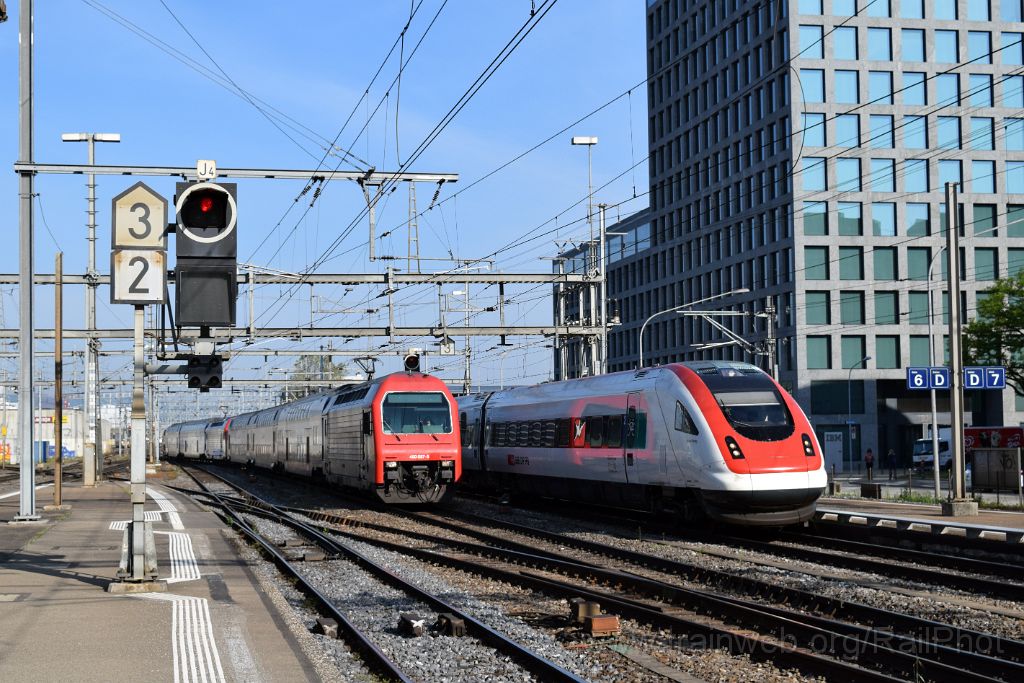 3910-0010-180516.jpg - SBB-CFF ICN RABDe 500.041 "William Barbey" + Re 450.057-5 "Dielsdorf" / Zürich-Altstetten 18.5.2016