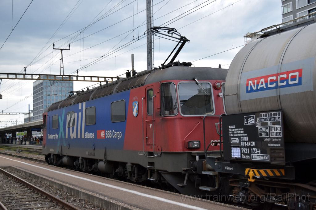 3913-0021-180516.jpg - SBB-CFF Re 620.088-5 "Linthal" / Zürich-Altstetten 18.5.2016