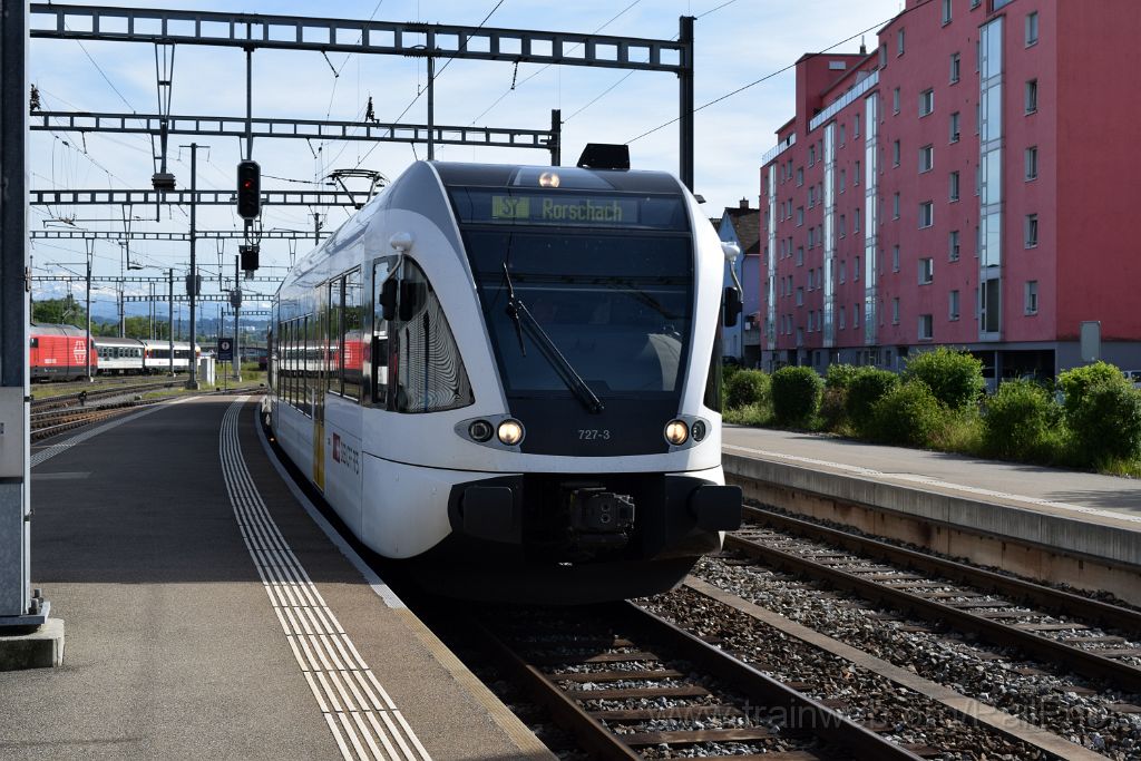 3922-0035-210516.jpg - Thurbo RABe 526.727-3 "Napoléon III" / Romanshorn 21.5.2016