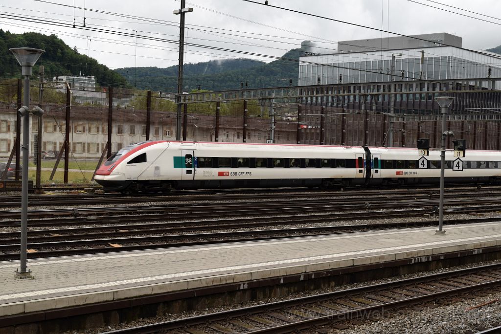 3925-0012-030616.jpg - SBB-CFF ICN RABDe 500.043 "Harald Szeemann" / Olten 3.6.2016