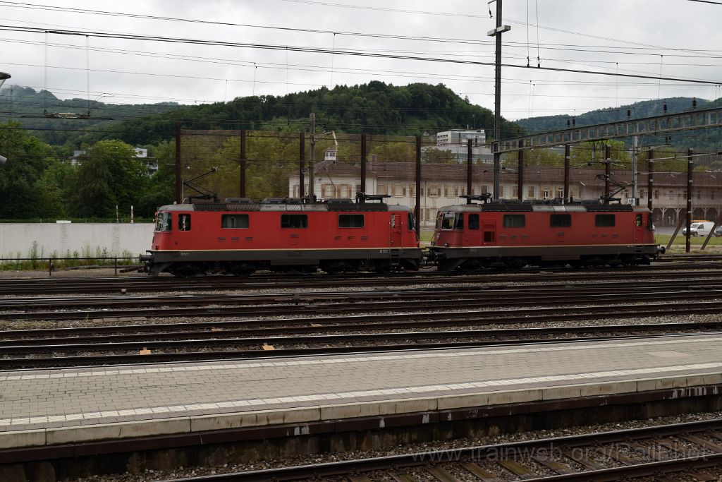 3925-0031-030616.jpg - SBB-CFF Re 4/4'' 11185 + 11315 / Olten 3.6.2016