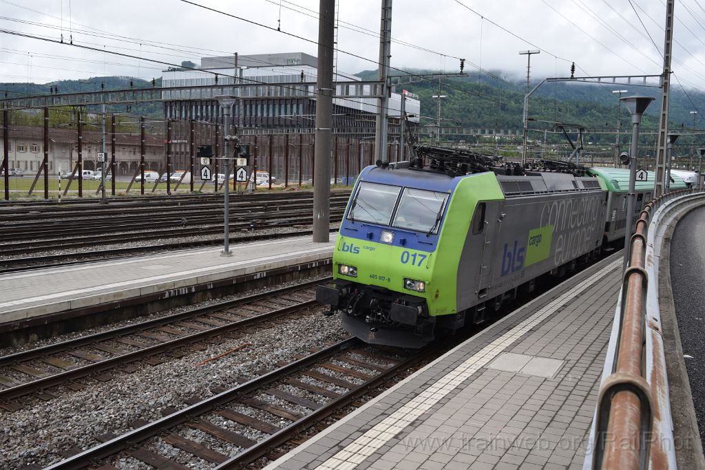 3926-0017-030616.jpg - BLS Re 485.017-8 / Olten 3.6.2016