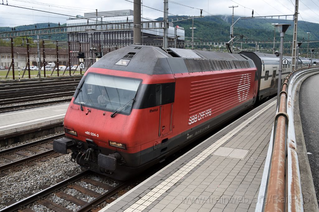 3930-0017-030616.jpg - SBB-CFF Re 460.024-3 "Rheintal" / Olten 3.6.2016